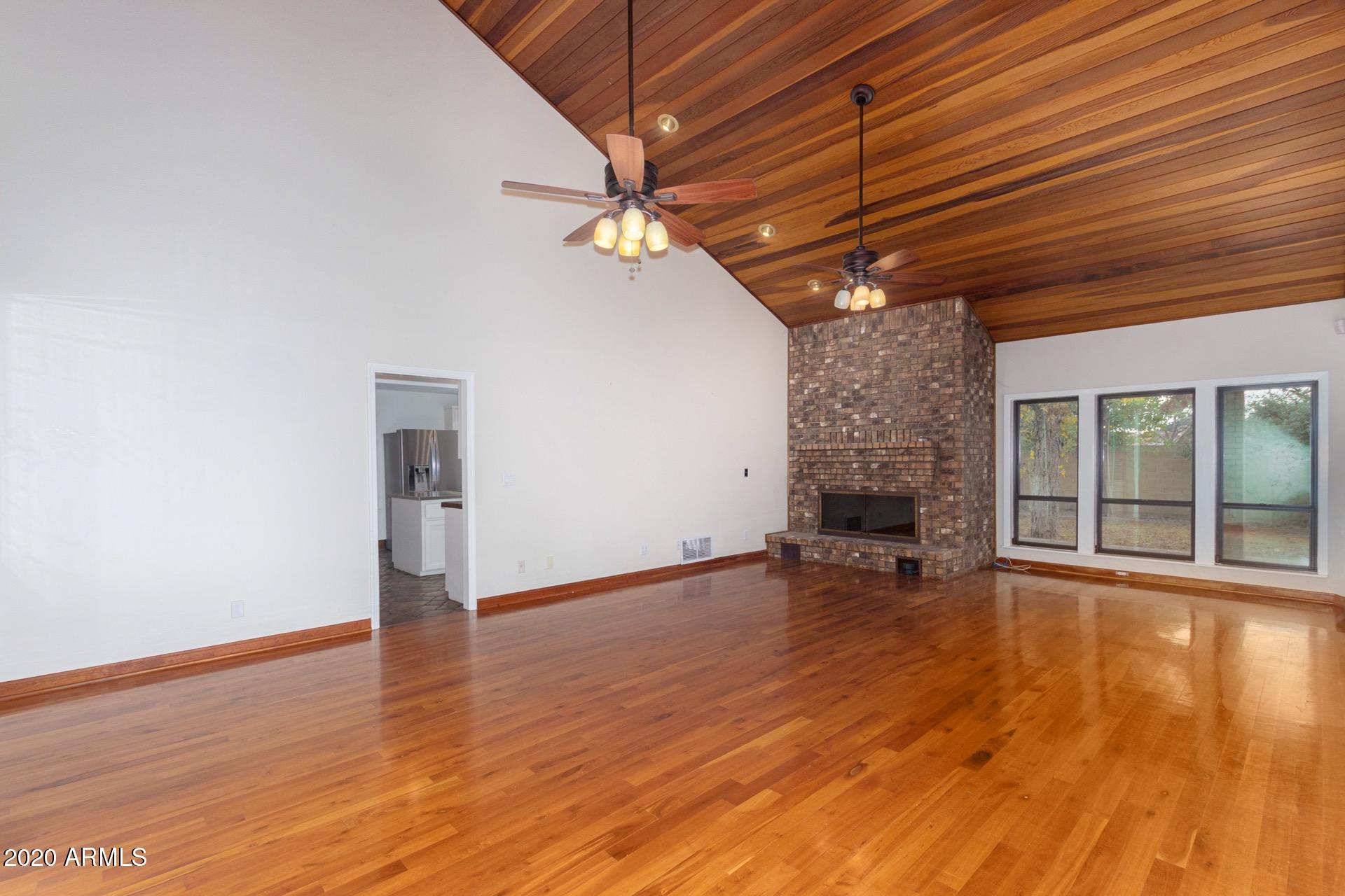 117 North Riata Street Gilbert, AZ 85234 - Photo 6 of 64 Riata 7