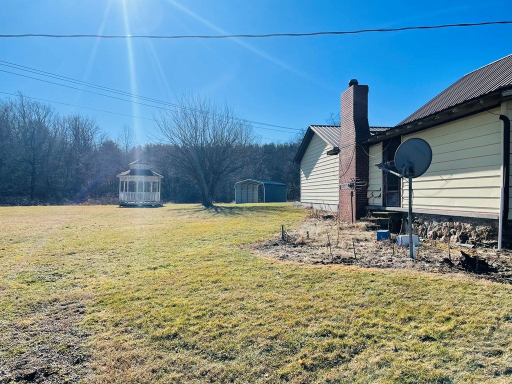 1251 Horton Road Fancy Gap, VA 24328 - Photo 8 of 28 Gallery Image 8