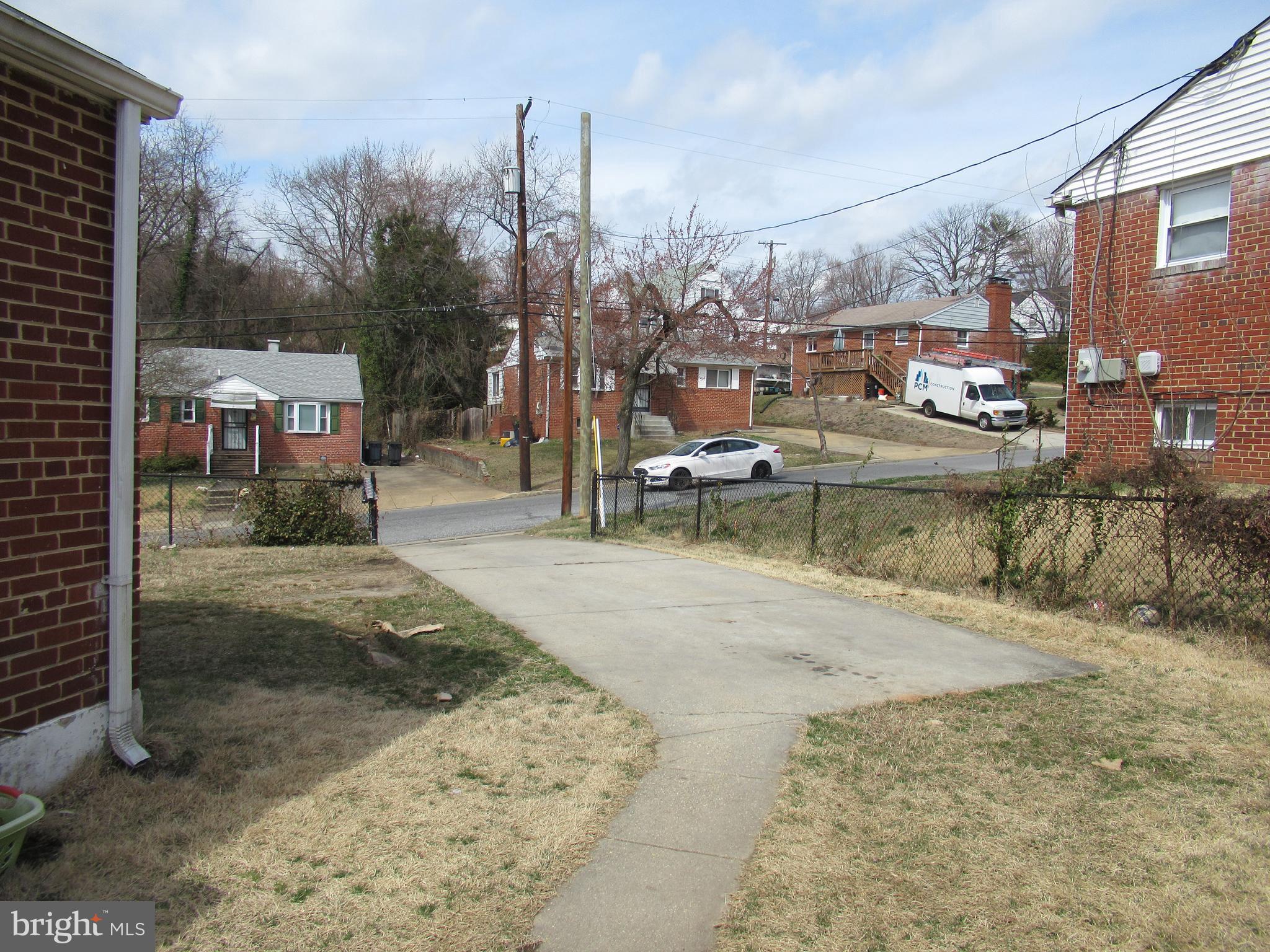 6922 Decatur Street Hyattsville, MD 20784 - Photo 14 of 16 Driveway
