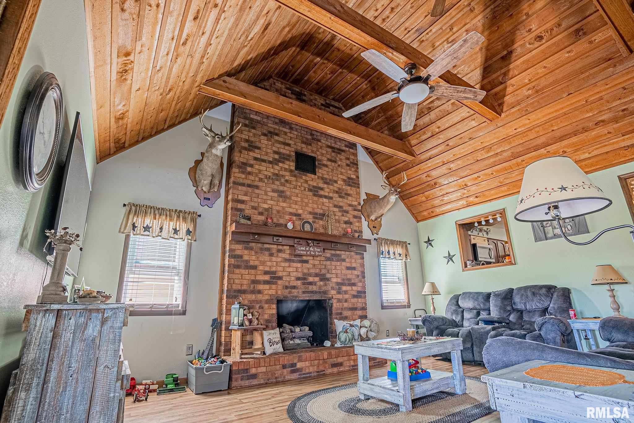 1304 Boone Street Road Sandoval, IL 62882 - Photo 14 of 40
