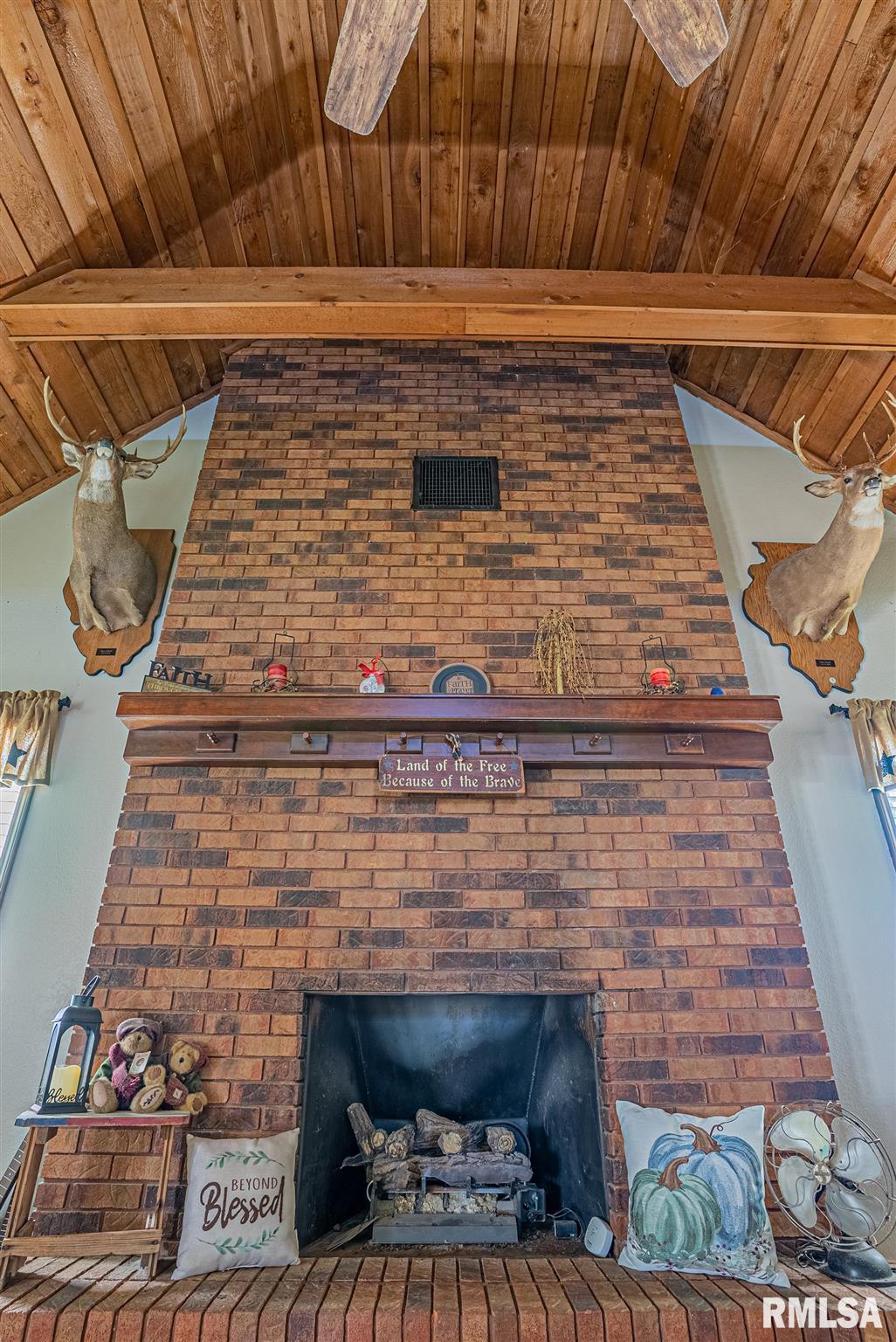 1304 Boone Street Road Sandoval, IL 62882 - Photo 15 of 40