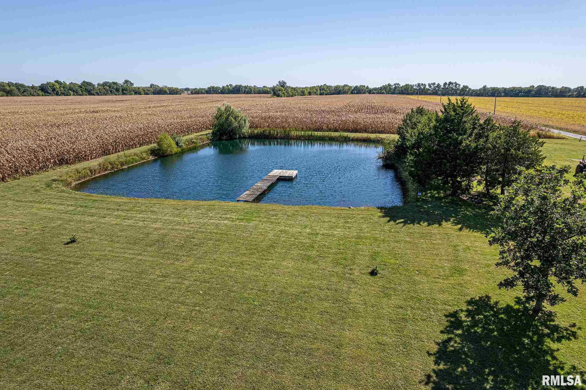 1304 Boone Street Road Sandoval, IL 62882 - Photo 2 of 40