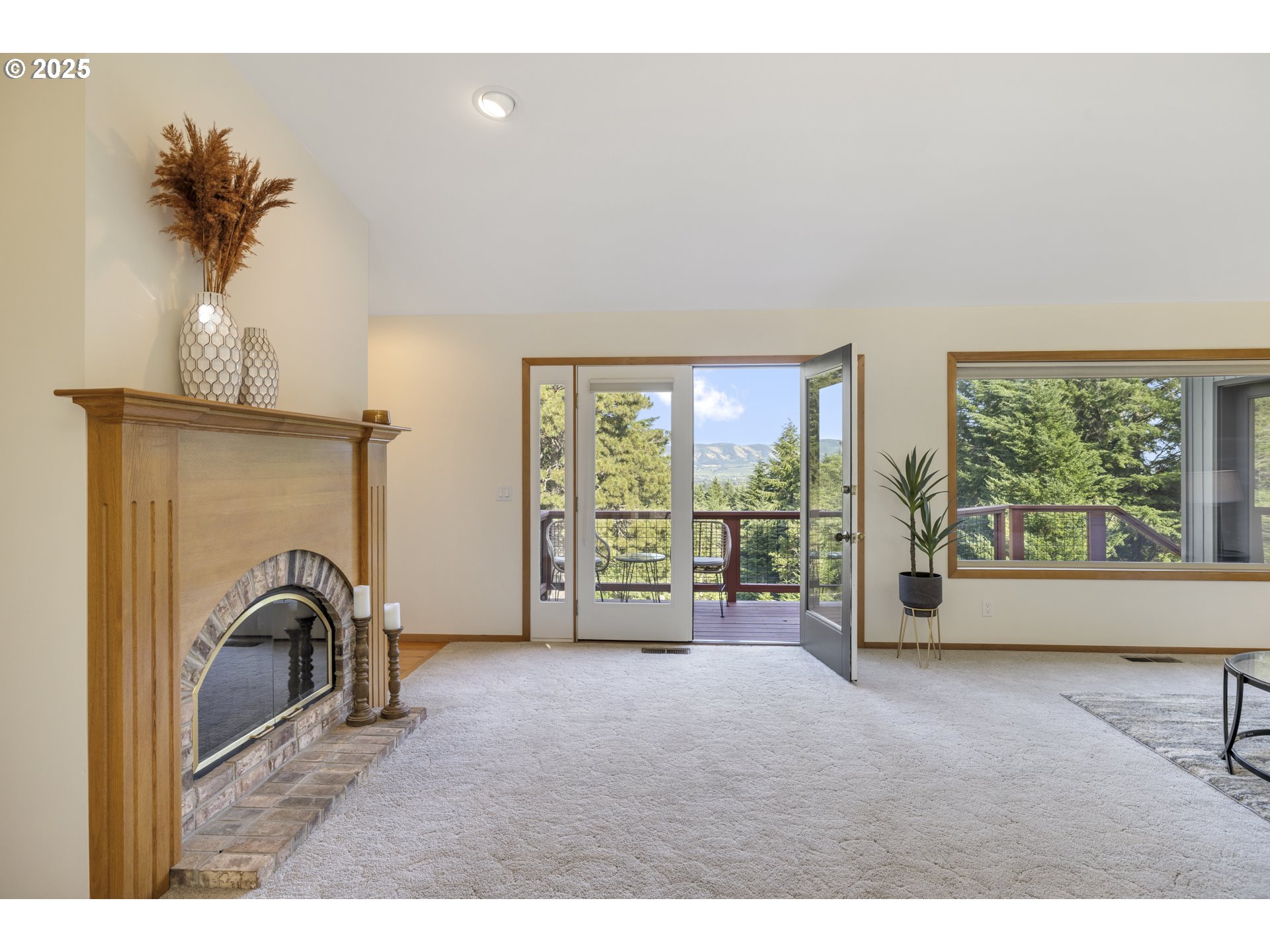 4719 Westwood Drive Hood River, OR 97031 - Photo 23 of 48