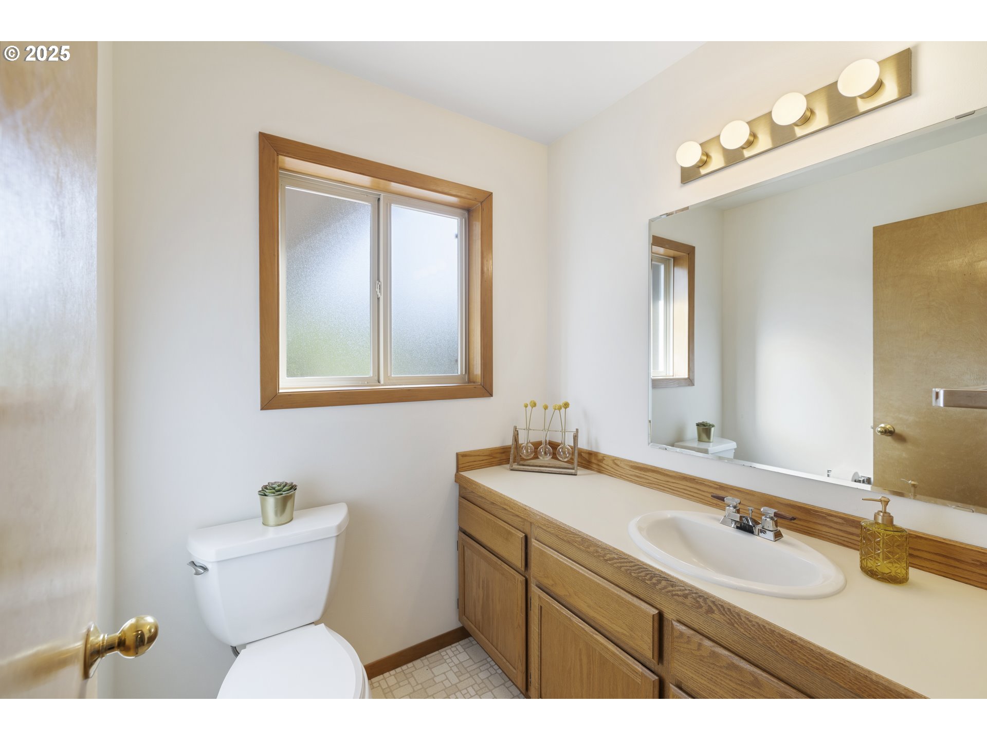 4719 Westwood Drive Hood River, OR 97031 - Photo 36 of 48