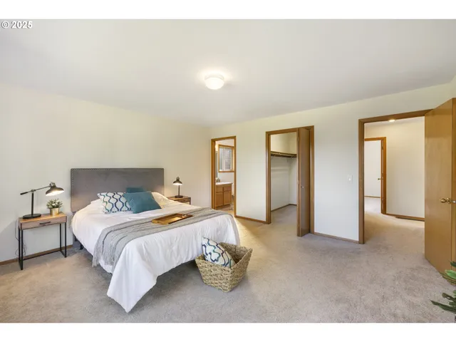 $1,399,000 | 4719 Westwood Drive, Hood River, OR 97031