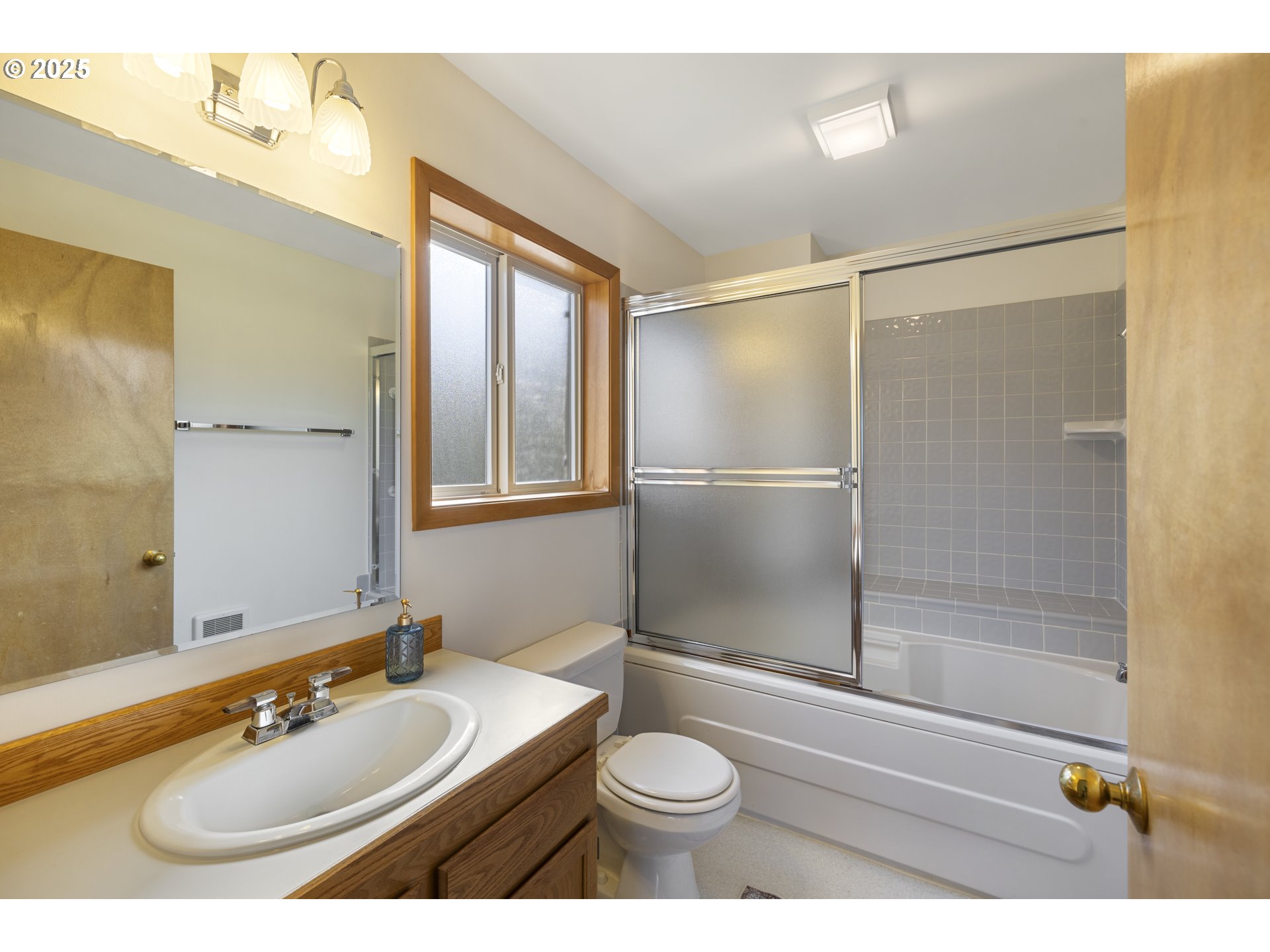 4719 Westwood Drive Hood River, OR 97031 - Photo 40 of 48