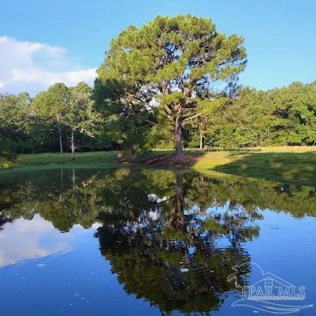 $1,100,000 | 939 Avalon Boulevard, Milton, FL 32583