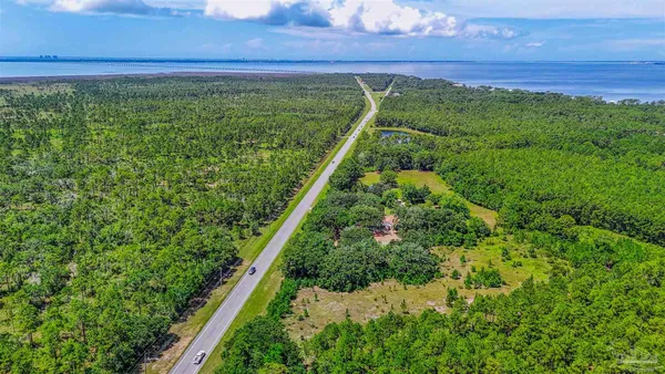 $1,100,000 | 939 Avalon Boulevard, Milton, FL 32583