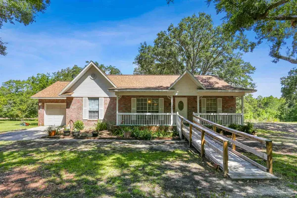 $1,100,000 | 939 Avalon Boulevard, Milton, FL 32583