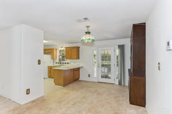 $1,100,000 | 939 Avalon Boulevard, Milton, FL 32583