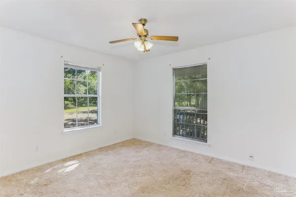 $1,100,000 | 939 Avalon Boulevard, Milton, FL 32583