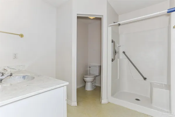 $1,100,000 | 939 Avalon Boulevard, Milton, FL 32583