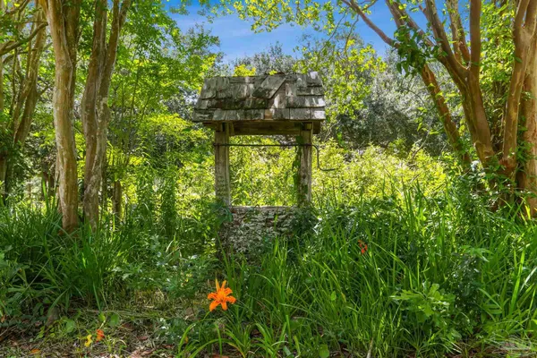 $1,100,000 | 939 Avalon Boulevard, Milton, FL 32583