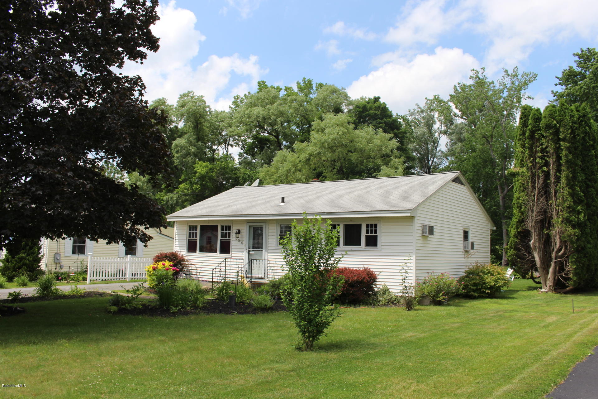 264 Sand Springs Road Williamstown, MA 01267 - Photo 1 of 27 IMG_5684