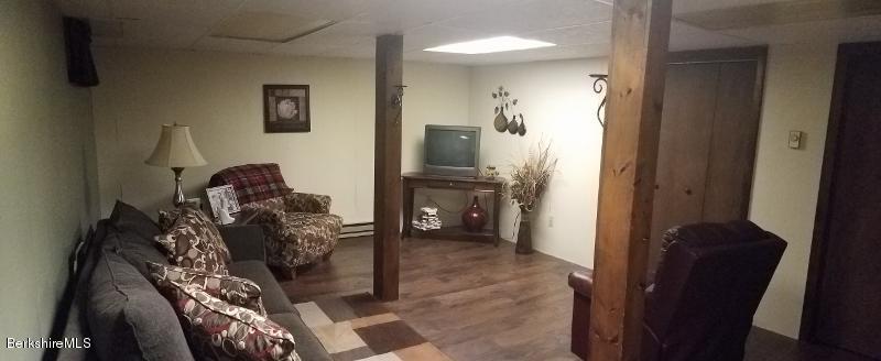264 Sand Springs Road Williamstown, MA 01267 - Photo 15 of 27 Family room (3) (800x328)