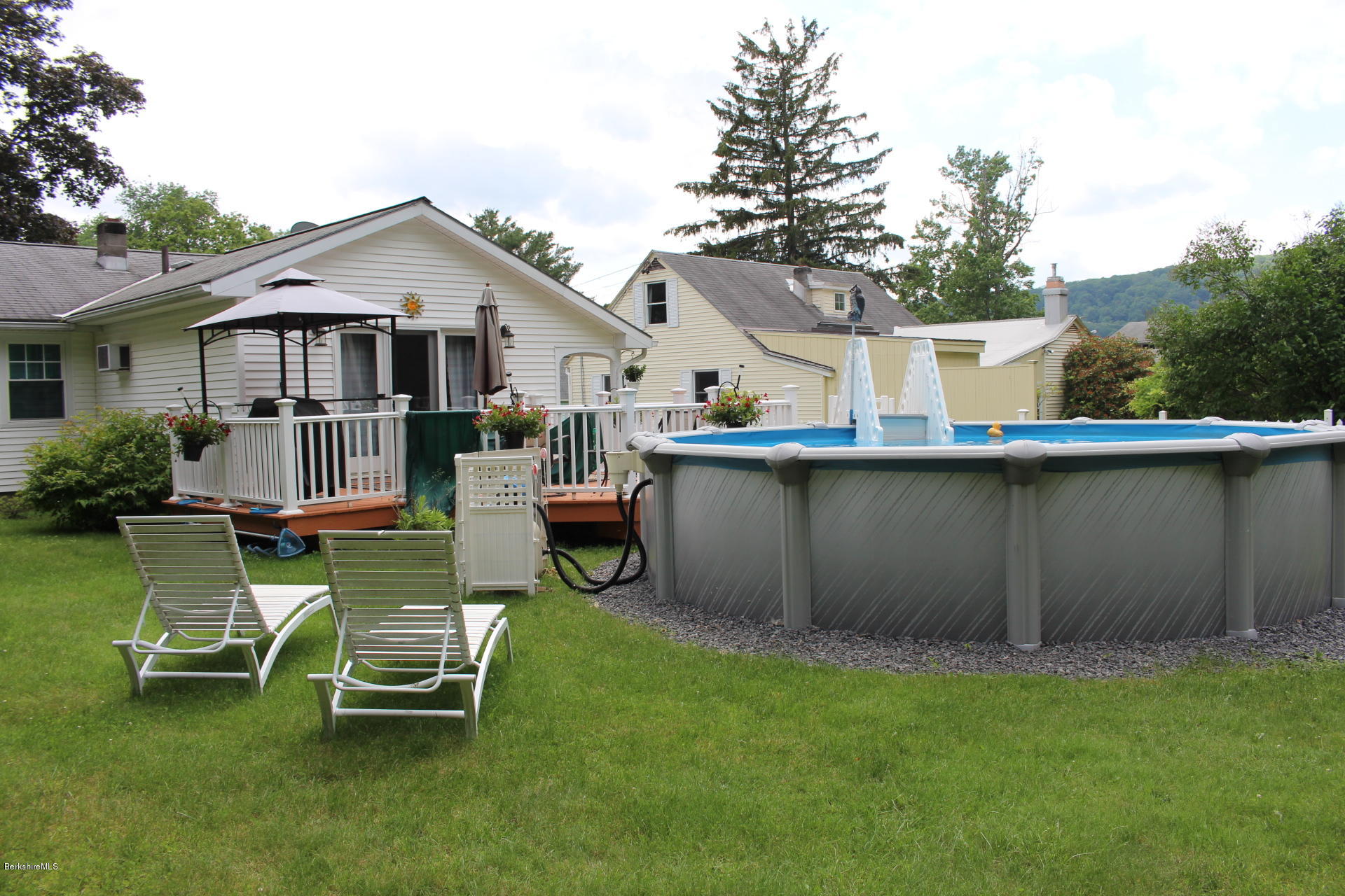 264 Sand Springs Road Williamstown, MA 01267 - Photo 21 of 27 IMG_5671