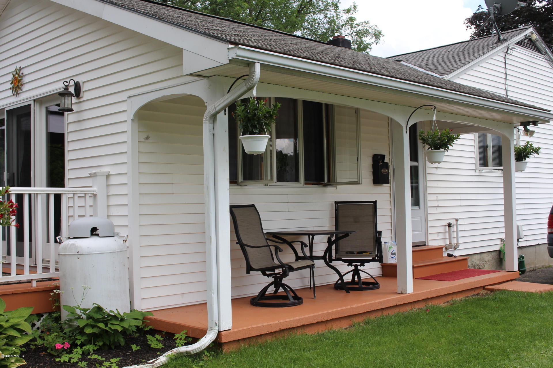 264 Sand Springs Road Williamstown, MA 01267 - Photo 23 of 27 IMG_5678