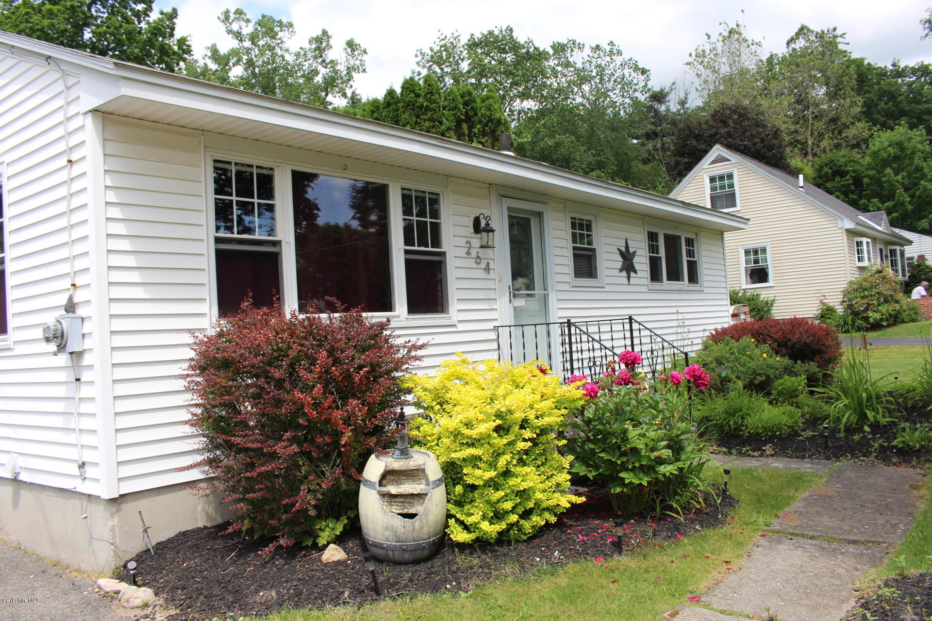 264 Sand Springs Road Williamstown, MA 01267 - Photo 26 of 27 IMG_5681