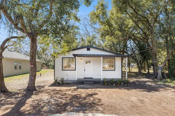 $209,000 | 2204 Suanee Avenue, Eustis, FL 32726