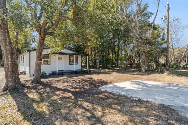 $209,000 | 2204 Suanee Avenue, Eustis, FL 32726