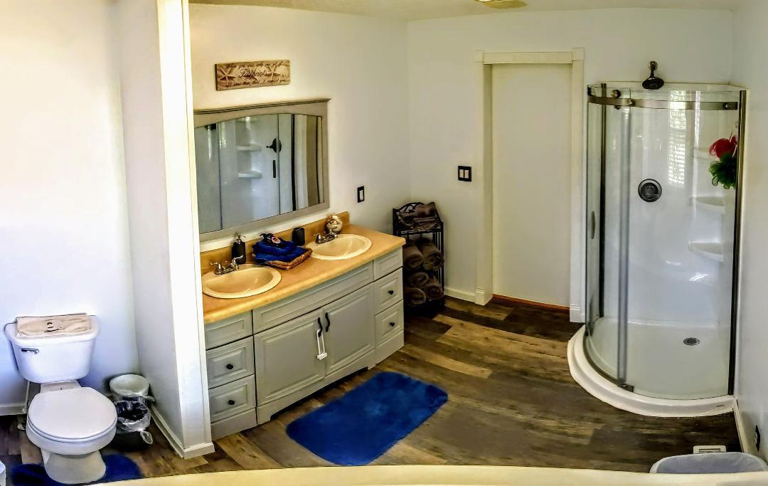 490 Glenlock Road Sweetwater, TN 37874 - Photo 19 of 27 Master Bath 1