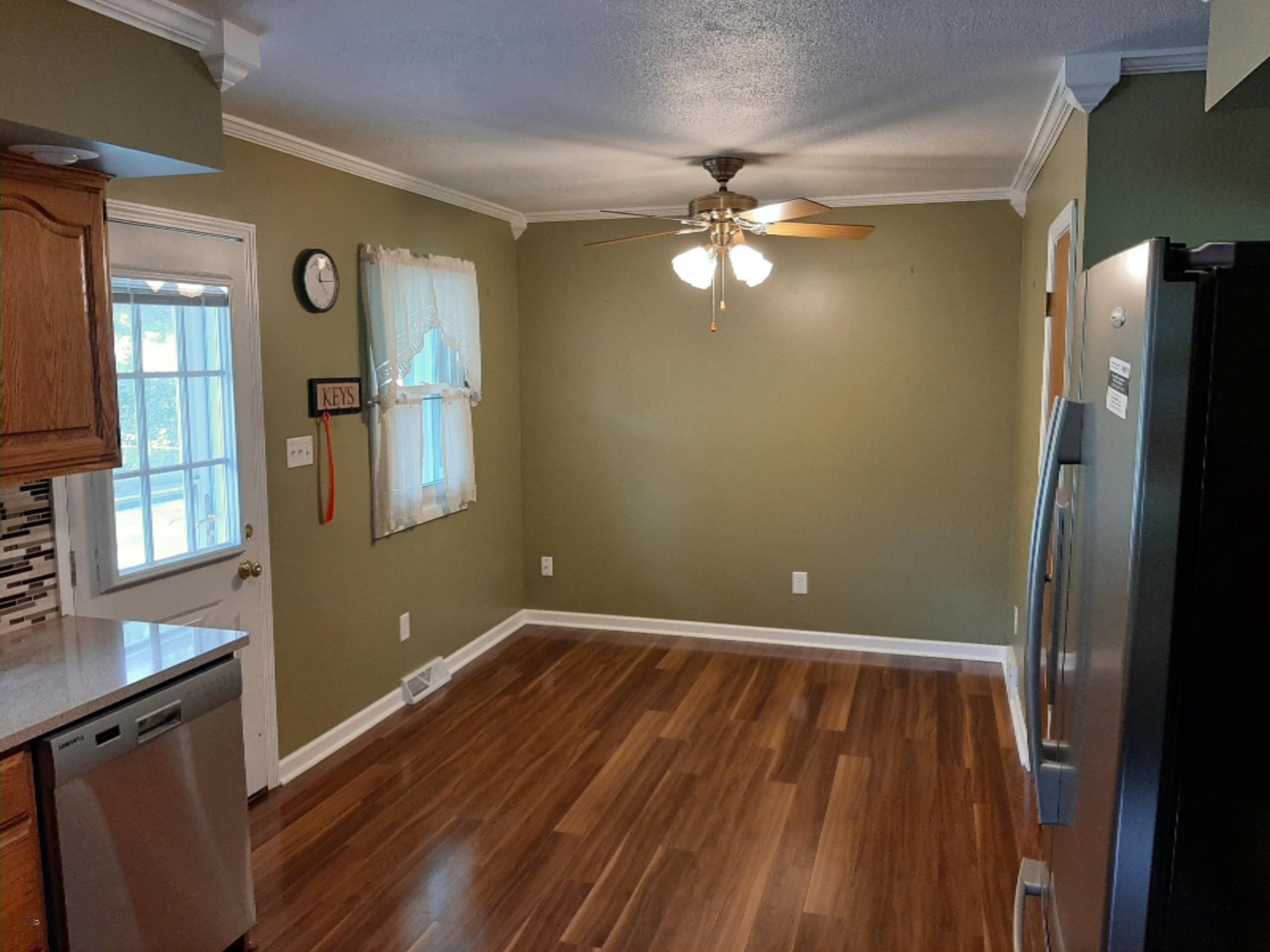 6830 Clinton Road Jackson, MI 49201 - Photo 5 of 36 Eat in Kitchen