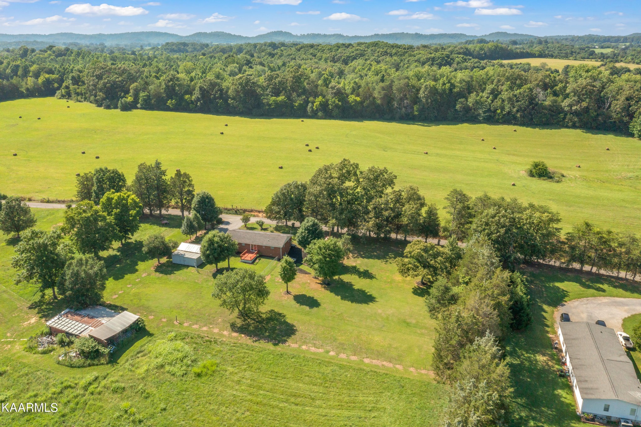 560 Fagin Road Madisonville, TN 37354 - Photo 48 of 52 Gallery Image 48