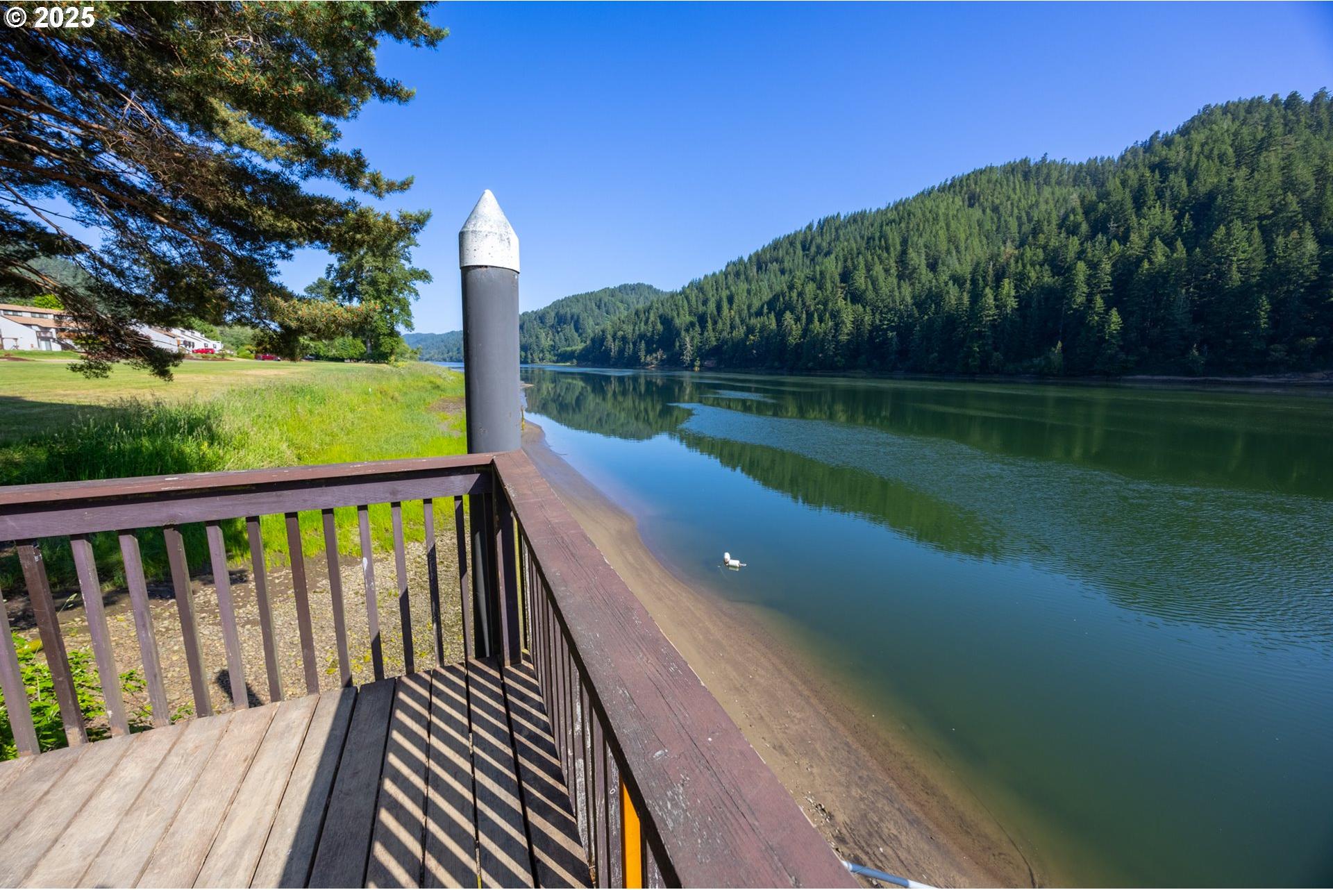 43605 Highway 38, Unit 41 Reedsport, OR 97467 - Photo 37 of 37 River Access
