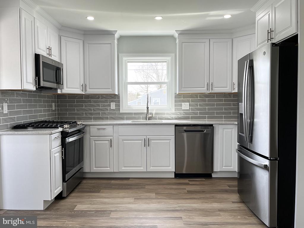 23 Gulph Mill Road Somers Point, NJ 08244 - Photo 3 of 17