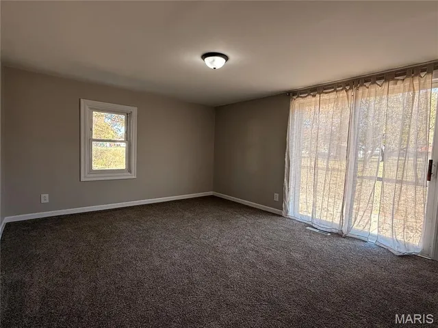 $150,000 | 912 South Walnut Street, Litchfield, IL 62056