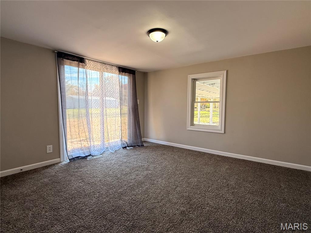 912 South Walnut Street Litchfield, IL 62056 - Photo 12 of 26