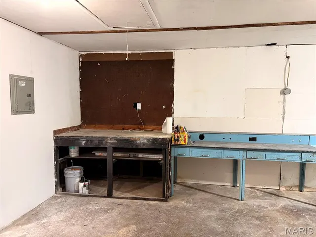 $150,000 | 912 South Walnut Street, Litchfield, IL 62056