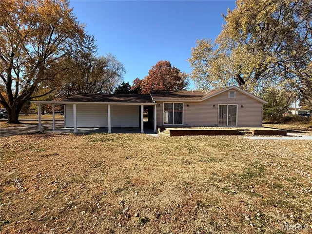 $150,000 | 912 South Walnut Street, Litchfield, IL 62056