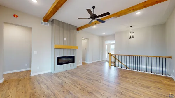 $484,900 | 2628 Southwest Sherwood Park Drive, Topeka, KS 66614