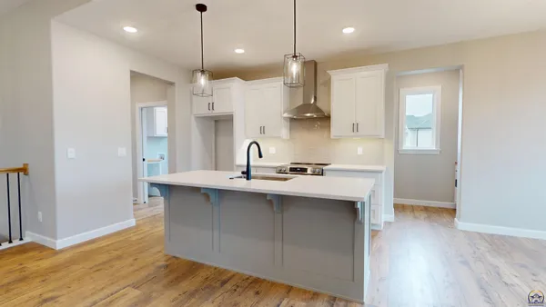 $484,900 | 2628 Southwest Sherwood Park Drive, Topeka, KS 66614