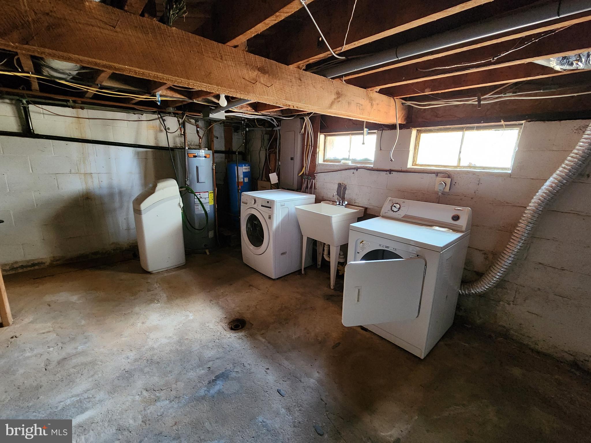9527 Springs Road Warrenton, VA 20186 - Photo 16 of 16 Basement Laundry