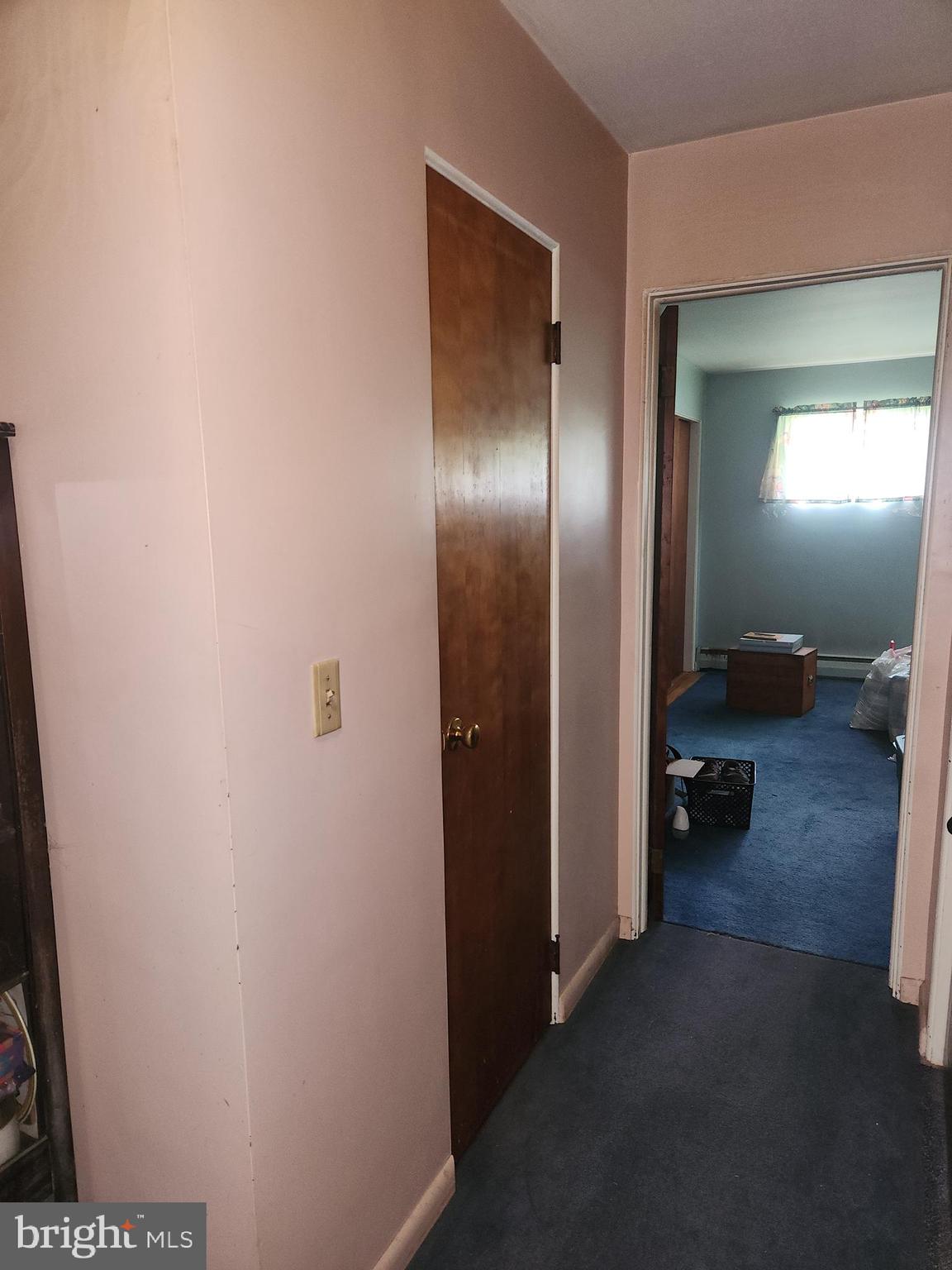 32 Bachmanville Road Hershey, PA 17033 - Photo 24 of 25 a view of a hallway with mirror
