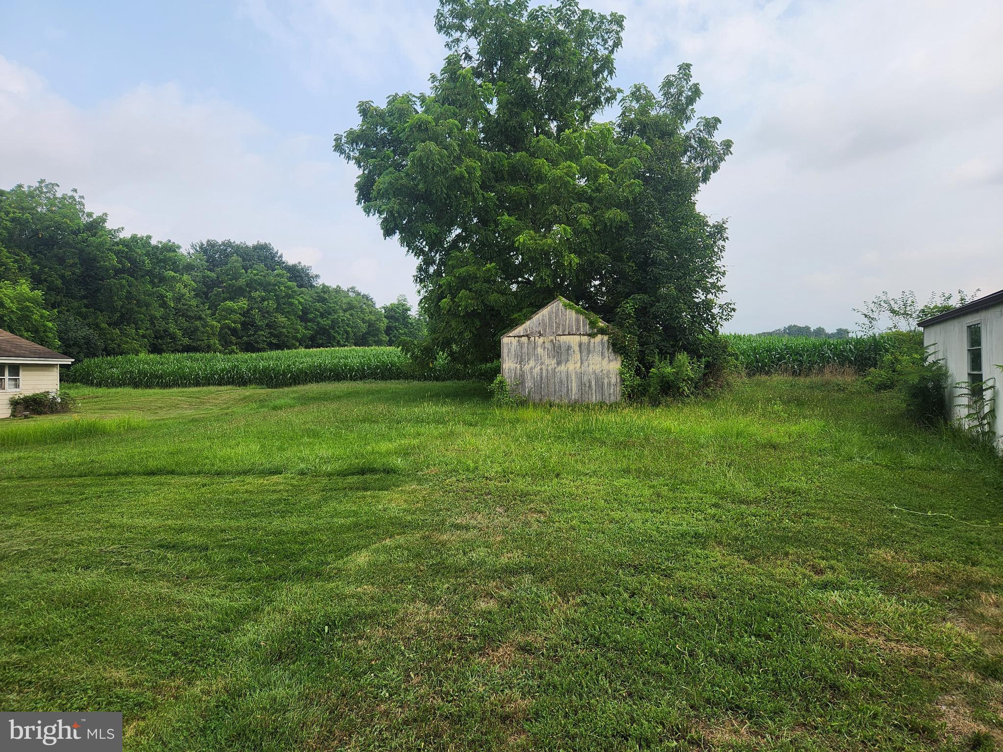 32 Bachmanville Road Hershey, PA 17033 - Photo 7 of 25 a view of a backyard