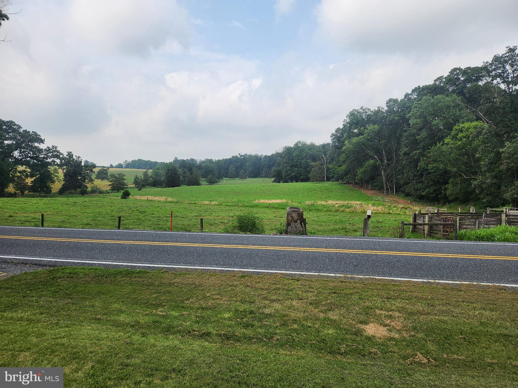 32 Bachmanville Road Hershey, PA 17033 - Photo 8 of 25 a view of a golf course