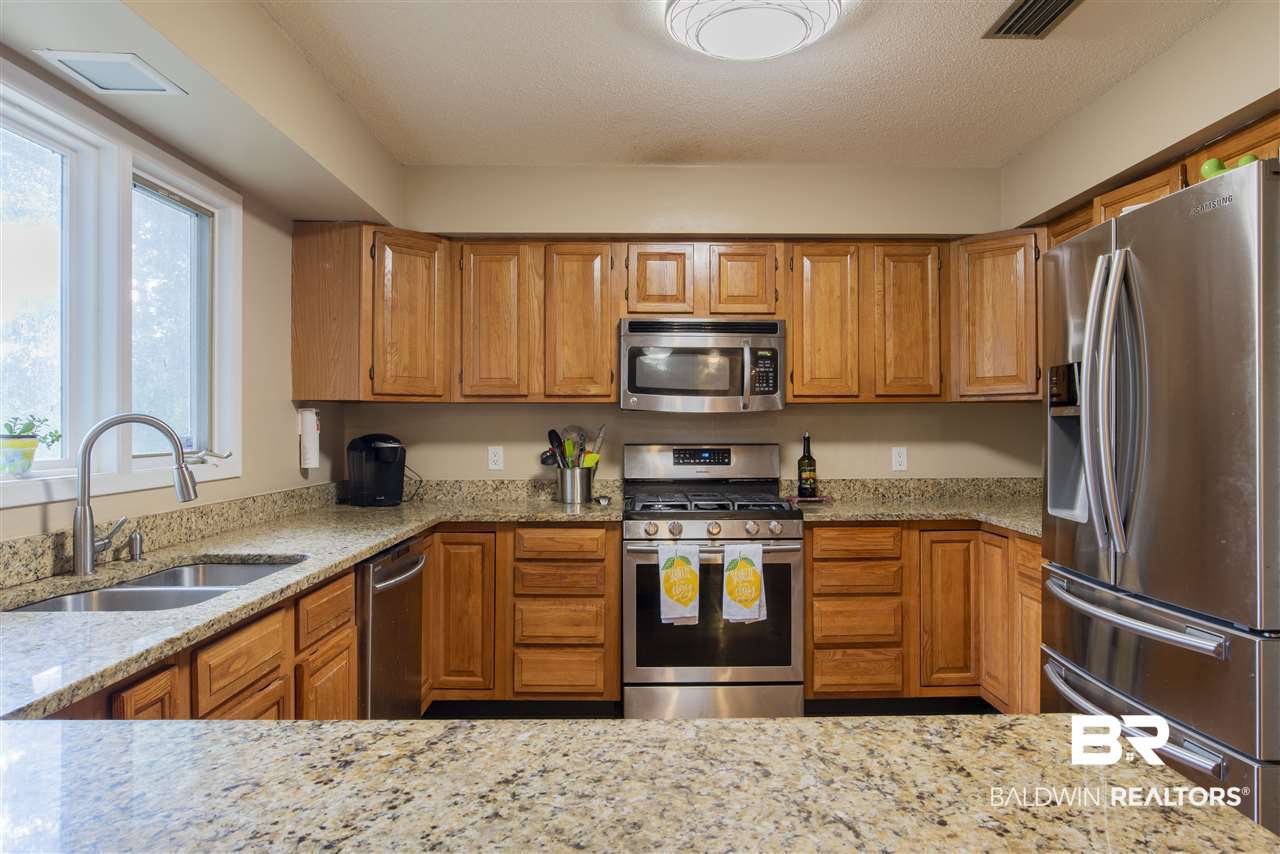 139 Pineridge Road Daphne, AL 36526 - Photo 12 of 29