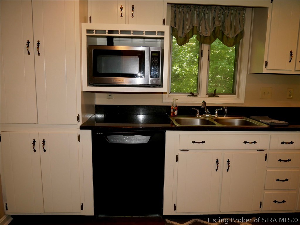 782 Michigan Road Madison, IN 47250 - Photo 13 of 57 Gallery Image 13