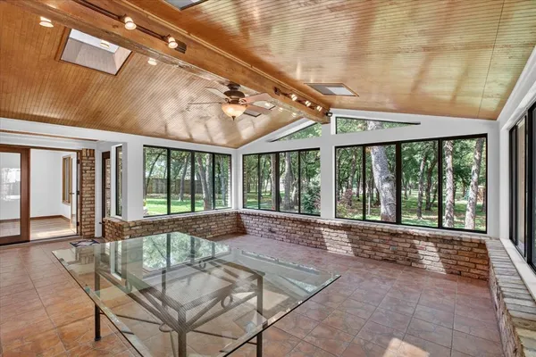 $1,295,000 | 1607 North Main Street, Euless, TX 76039