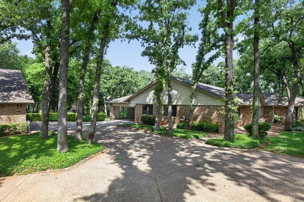 $1,295,000 | 1607 North Main Street, Euless, TX 76039