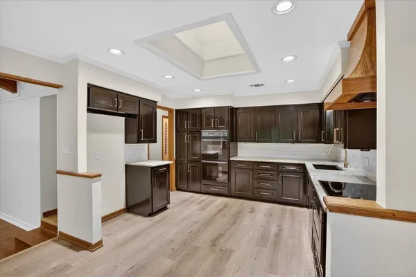 $1,295,000 | 1607 North Main Street, Euless, TX 76039