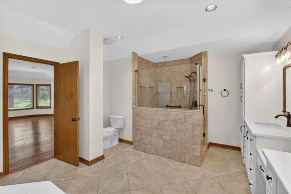 $1,295,000 | 1607 North Main Street, Euless, TX 76039