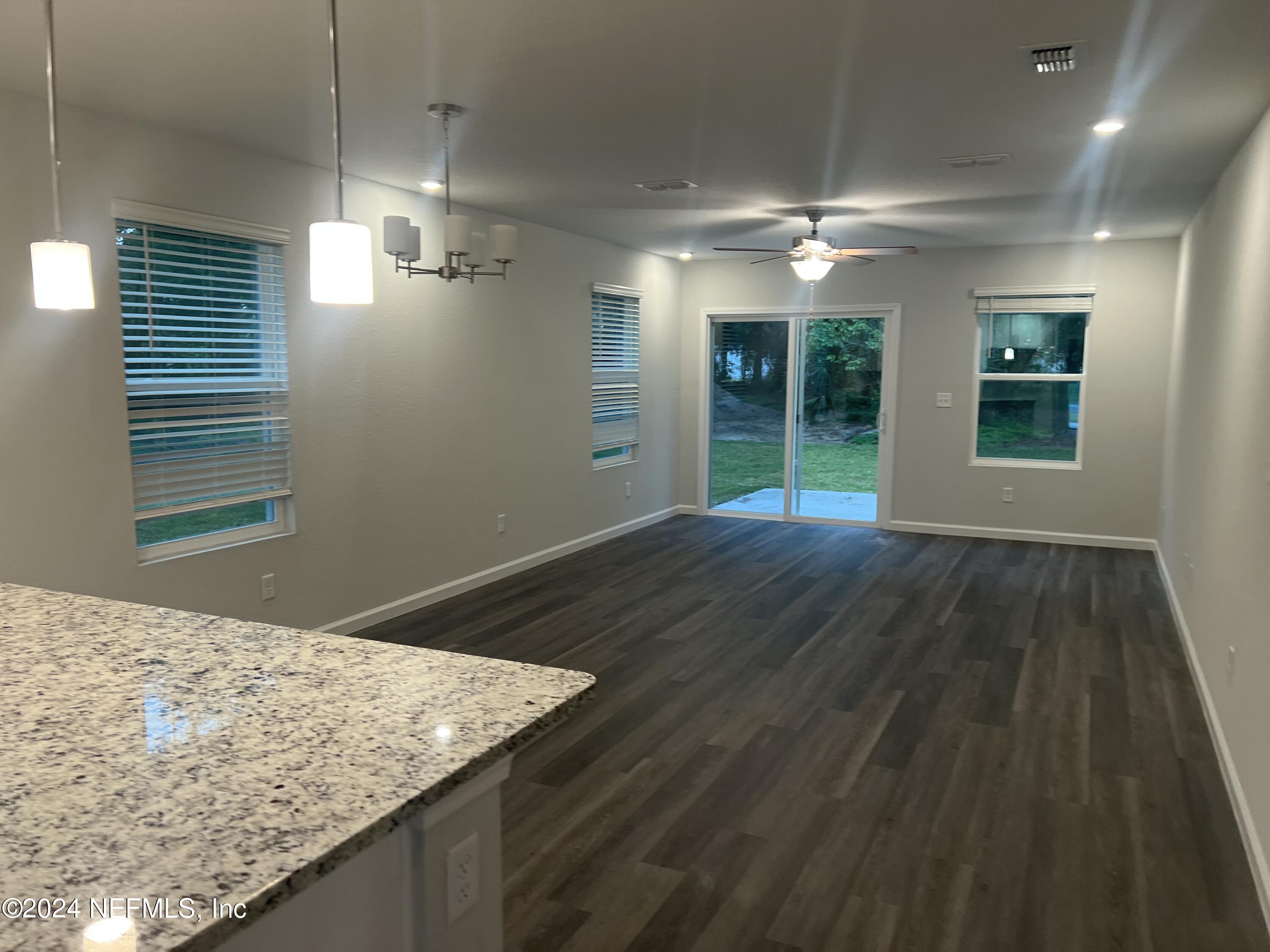 54 Clark Road Jacksonville, FL 32218 - Photo 4 of 15 IMG_2368