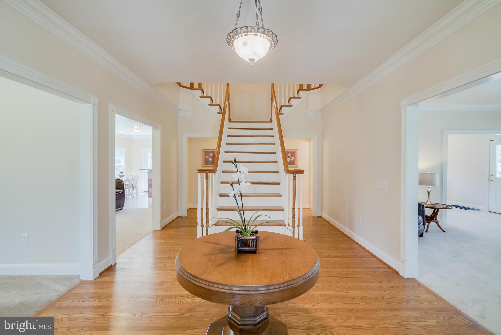 16527 Gaines Road Broad Run, VA 20137 - Photo 3 of 29 Interior (General)
