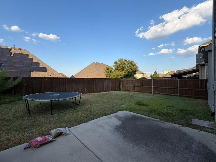2417 Mare Road Carrollton, TX 75010 - Photo 27 of 32 Gallery Image 27