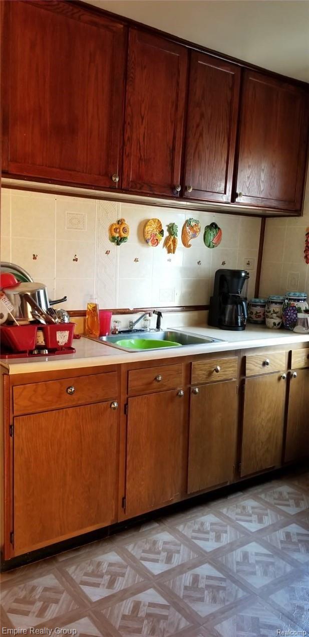 6614 Rutherford Street Detroit, MI 48228 - Photo 10 of 22 KITCHEN.jpeg