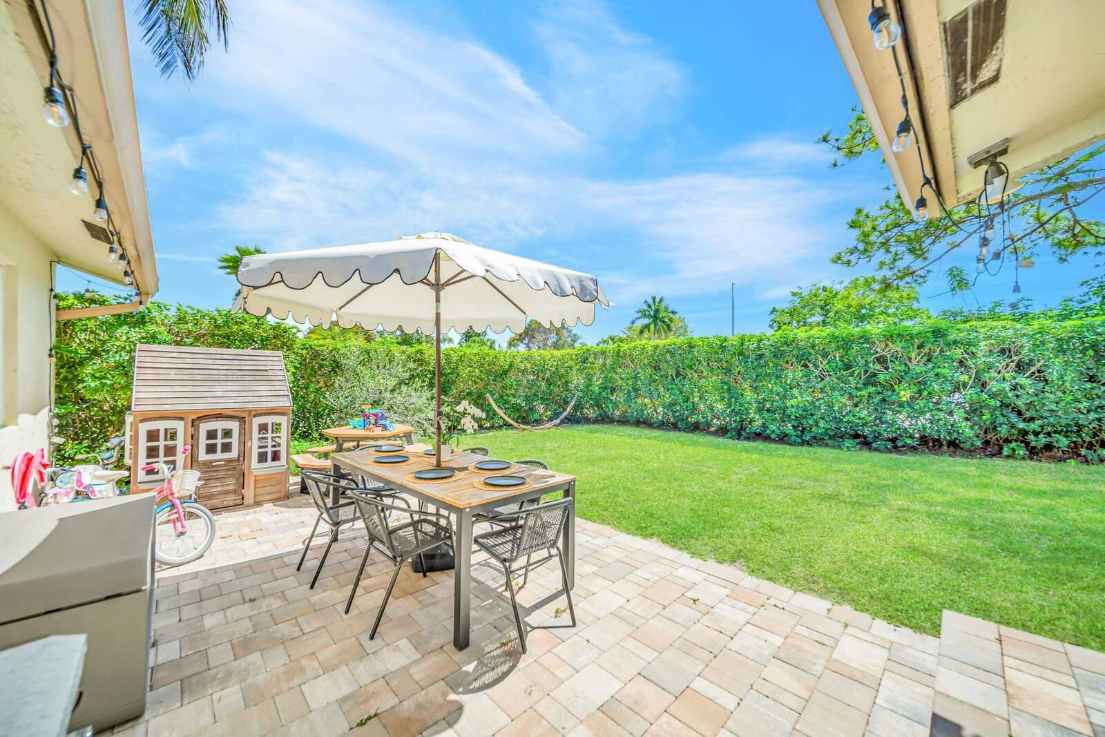 9298 Affirmed Lane Boca Raton, FL 33496 - Photo 35 of 42 35-DSC09094